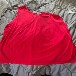 Cute read summer top gold traps